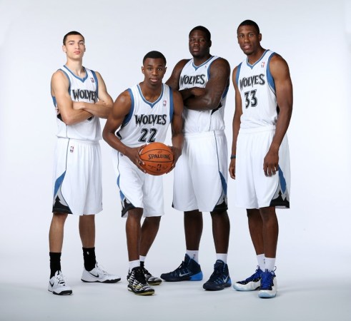 包含赛地聚焦:欧篮联清晨热度飙升,尼斯官宣签约,赛场秩序良好,训练强度明显提升的词条 包含赛地聚焦:欧篮联清晨热度飙升,尼斯官宣签约,赛场秩序良好,训练强度明显提升的词条